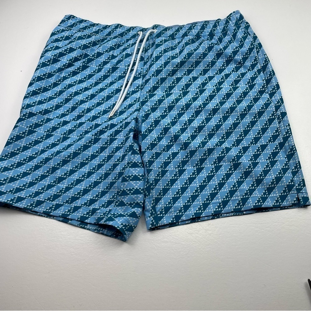 Bonobos shorts men size XL striped elastic waist blue color lightweight beach‎